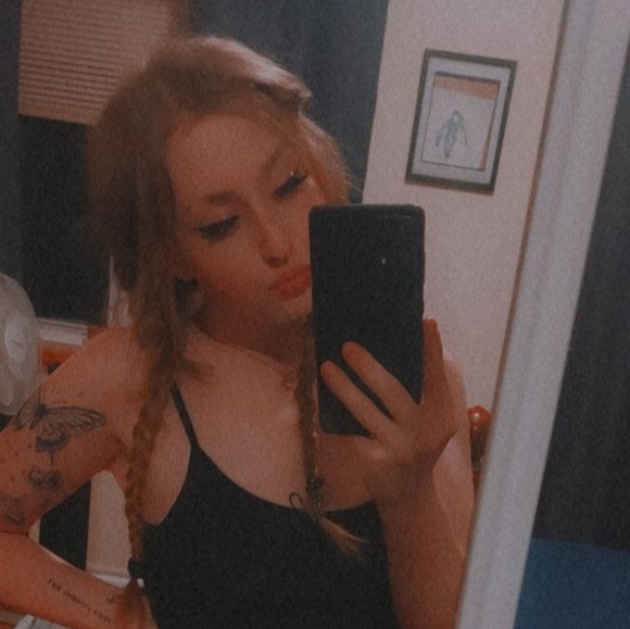 Meet your Posher, Kiara - Picture 1 of 1